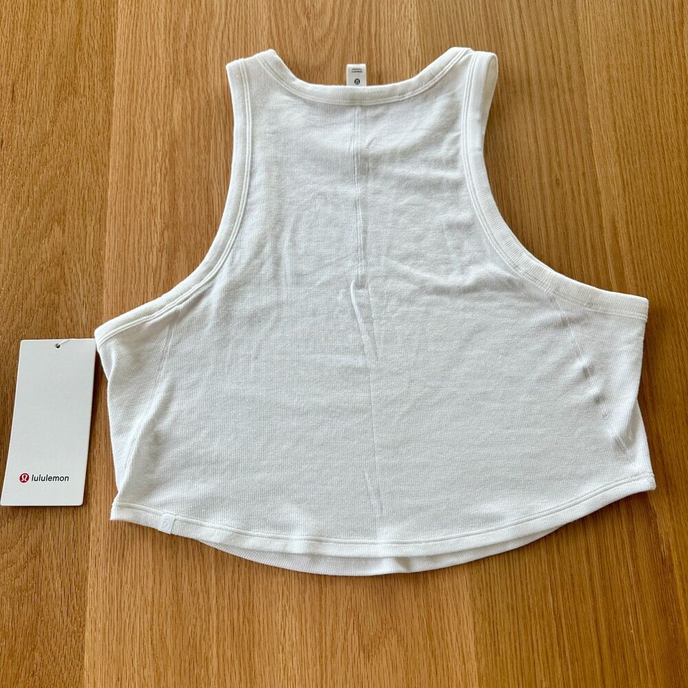 NWT* Lululemon Hold Tight Cropped Tank in White - Women's 12 - Picture 4 of 7
